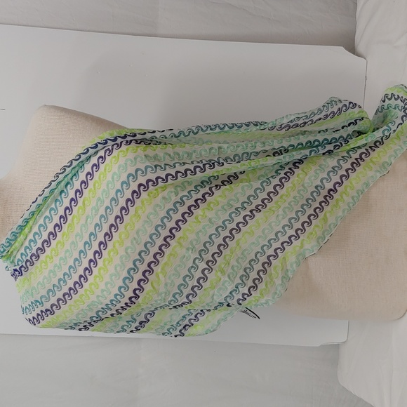 Just Bee Infinity Scarf - Picture 6 of 9